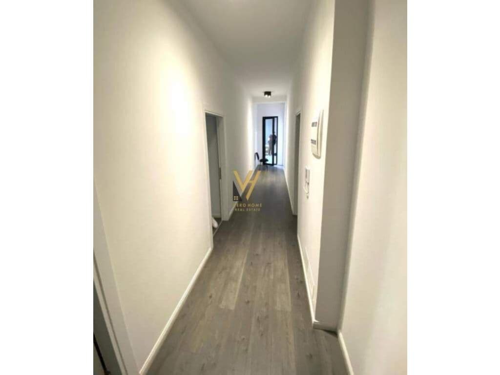 Jepet Zyre me qera te Kompleksi Square 21 , 131 m2 4