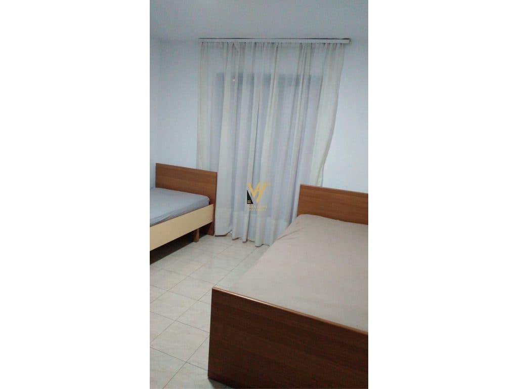 JEPET APARTAMENT 2+1+BLK ME QERA TEK VASIL SHANTO 500 EURO 3