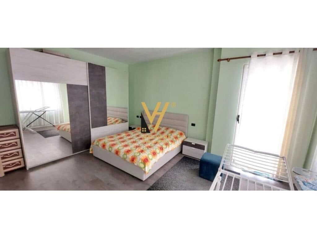Jepet Apartament 2+1+2+ballkon me qera te Rruga Hamdi Sina , Liqeni i Thate 140 m2 3
