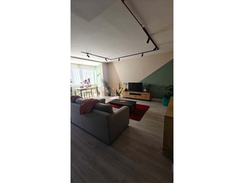 JEPET APARTAMENT 2+1+2+BLK ME QIRA TE QYTET STUDENTI 60.000 LEKE