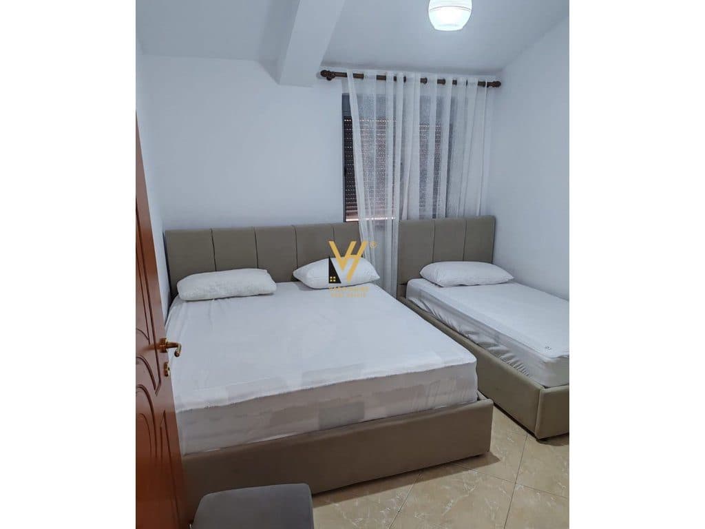 JEPET APARTAMENT 1+1+BLK ME QERA TEK 5 MAJI 50.000 LEKE 3