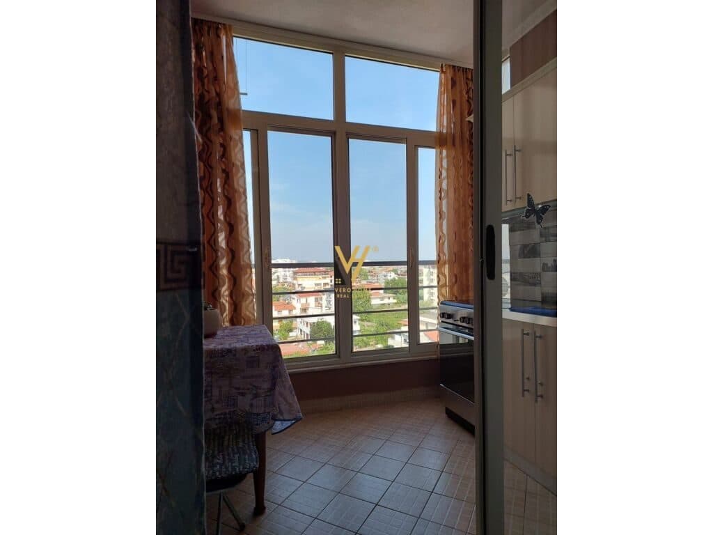 Shitet Apartament 1+1+ballkon ne Durres 60 m2 4