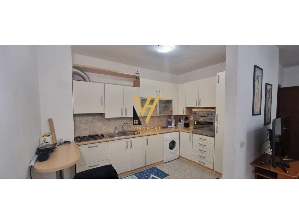 JEPET APARTAMENT 2+1+BLK ME QIRA TE PAZARI I RI 650 EURO 3