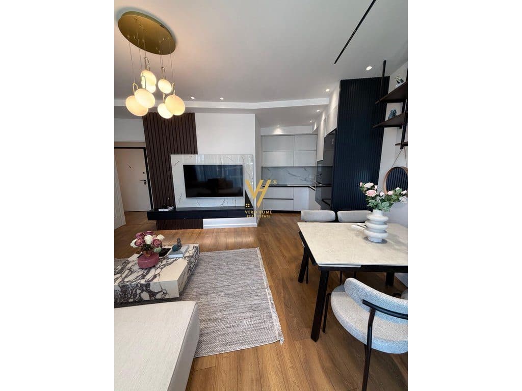 JEPET APARTAMENT 2+1+2+2BLK ME QIRA TE LIQENI ARTIFICIAL 1.900 EURO 2