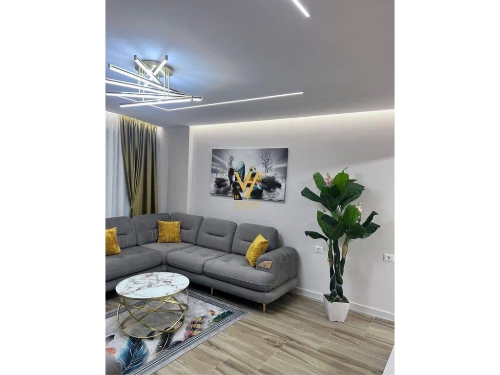 JEPET APARTAMENT 1+1+BLK ME QERA TE SELVIA 650 EURO