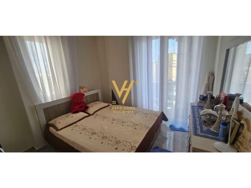 Shitet apartament 1+1 +ballkon tek Ish Fusha e Aviacionit 57 m2 4