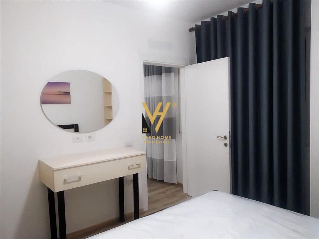 JEPET APARTAMENT 1+1+BLK ME QERA NE LAPRAKE 50.000 LEKE 4