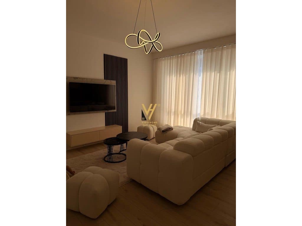 JEPET APARTAMENT 1+1+BLK ME QIRA TE BULEVARDI RI 70.000 LEKE