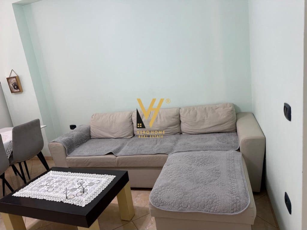 JEPET APARTAMENT 2+1 ME QIRA TE MATERNITETI I RI 50.000 LEKE