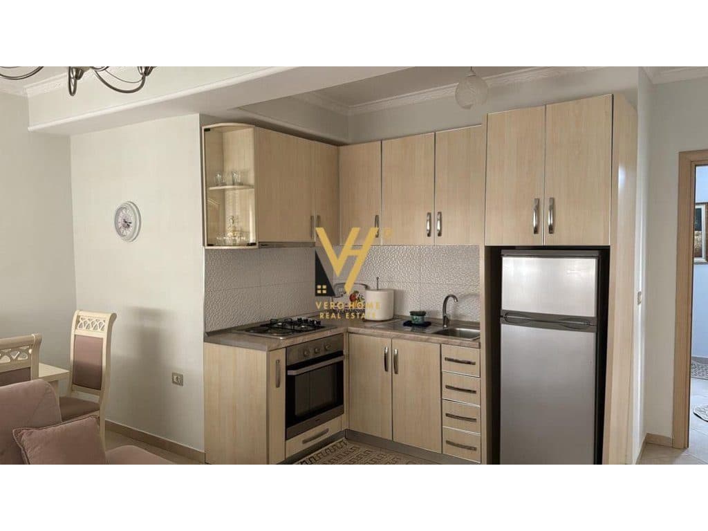 JEPET APARTAMENT 2+1+BLK ME QERA TEK DON BOSKO 60.000 LEKE 2