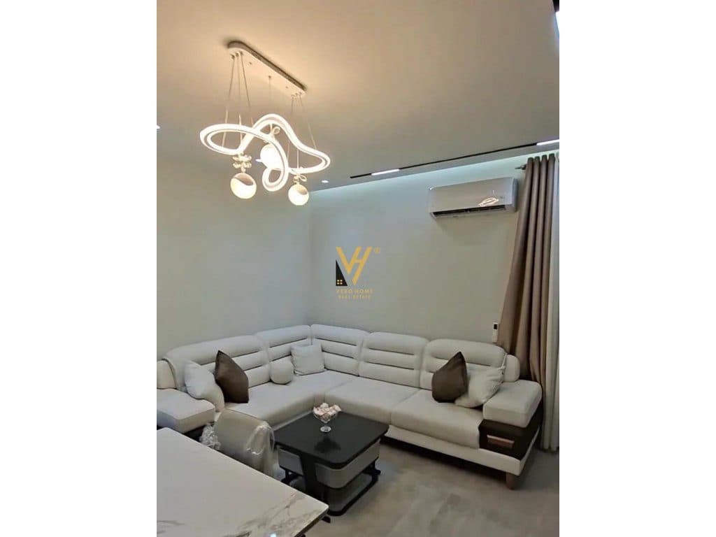 JEPET APARTAMENT 1+1+BLK ME QIRA TE RRUGA E DIBRES 70.000 LEKE