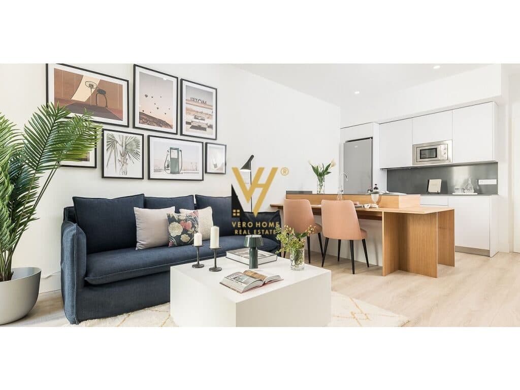 Shitet Apartament 2+1+2+ballkon te Rruga e Kosovareve 109 m2