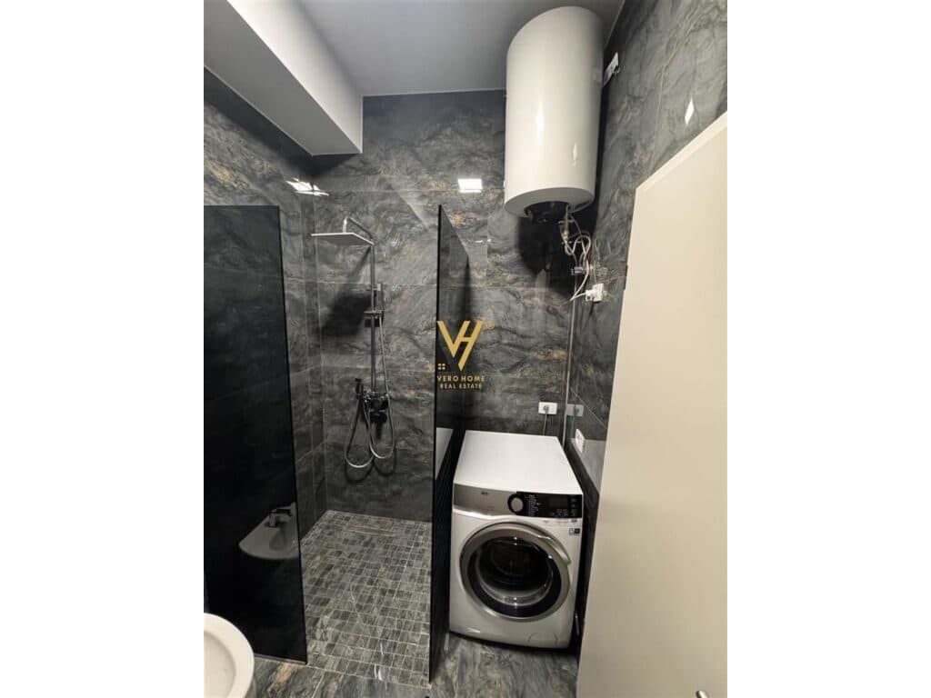 Shitet Apartament 1+1+ballkon te Kompleksi Mangalem , Ali Demi 61 m2 3