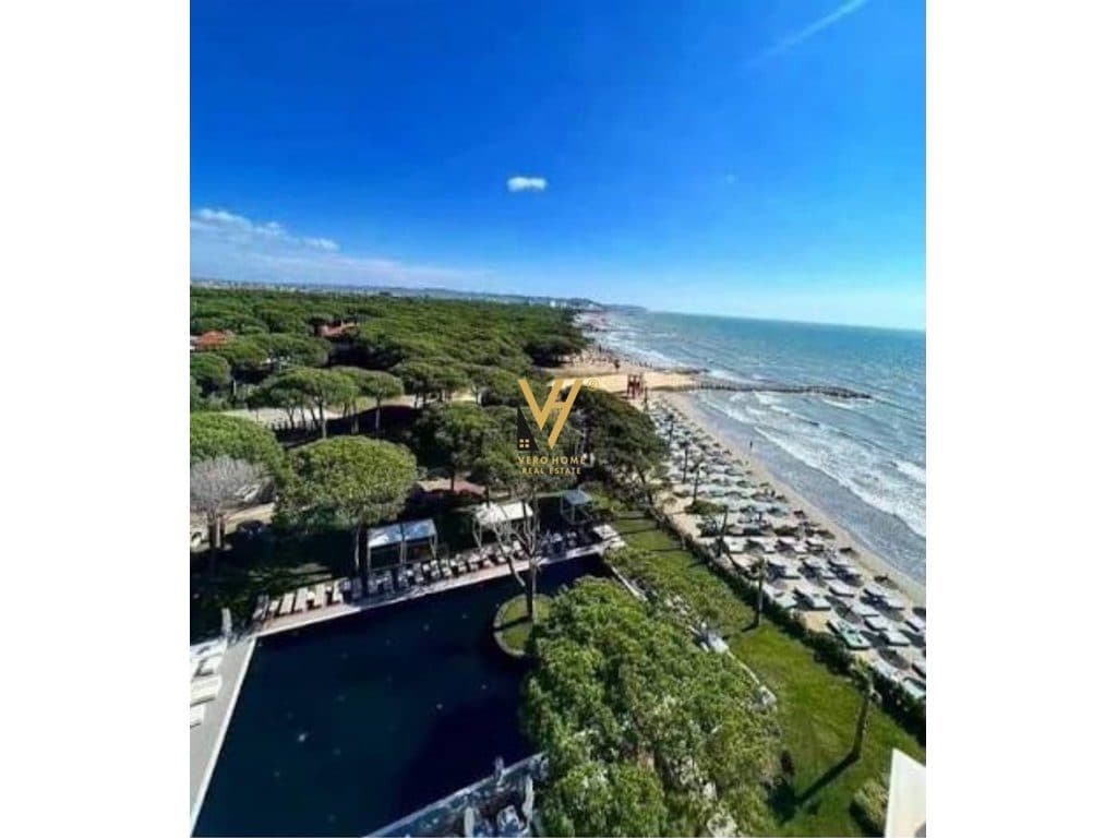 SHITET TOKE 6.900 M2 NE QERRET, KAVAJE