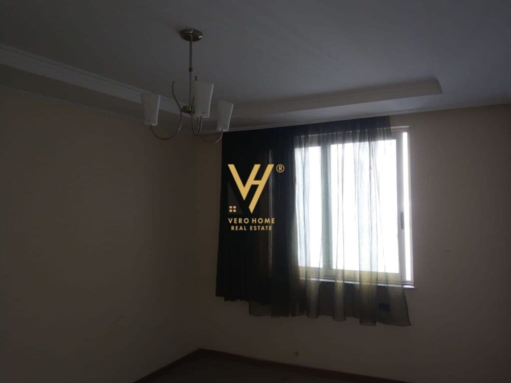 Shitet Apartament 2+1+2 te Blloku 110 m2 3