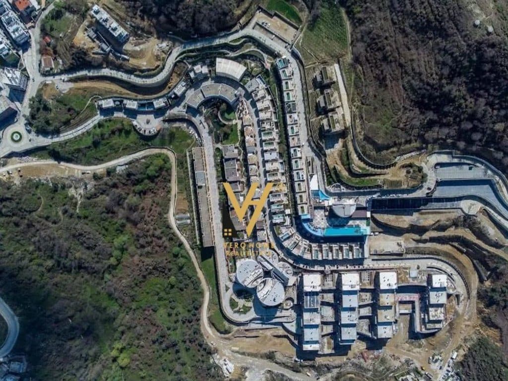 SHITET APARTAMENT 2+1+BLK TE KODRA E DIELLIT 2 - 250.000 EURO