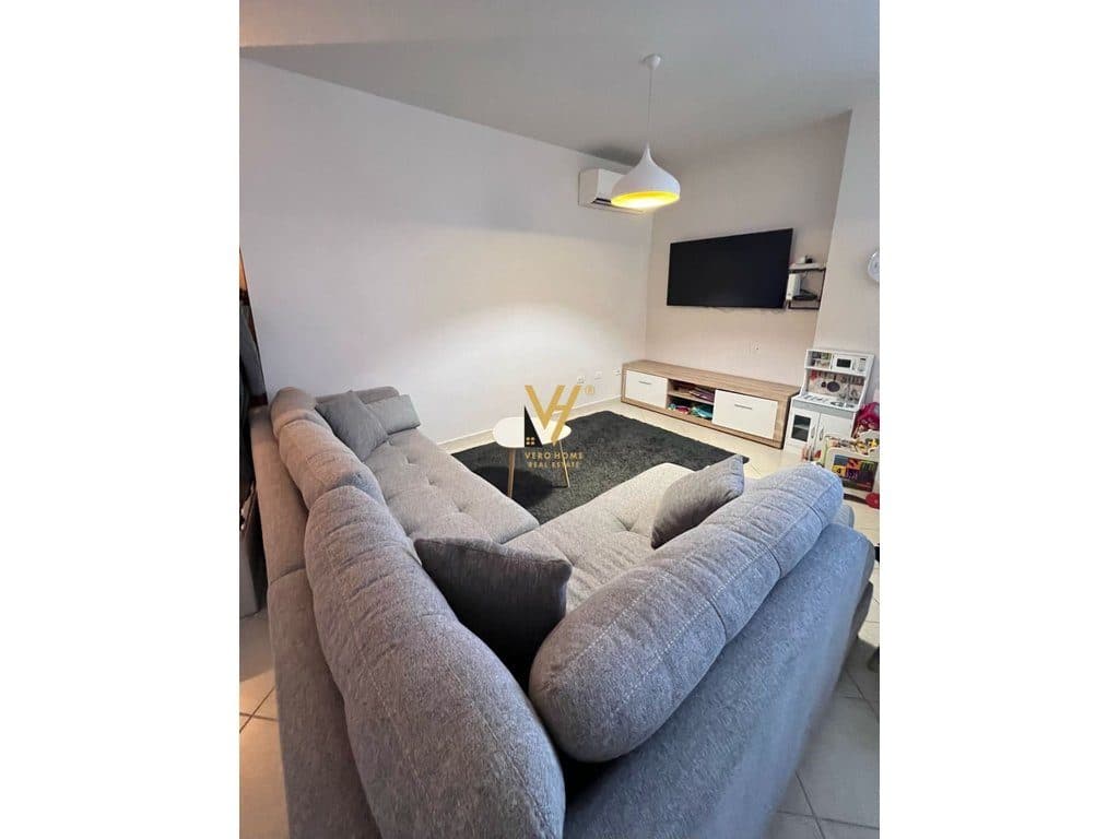 JEPET APARTAMENT 2+1+2+BLK ME QIRA TE RRUGA MARKO BOCARI 90.000 LEKE 2