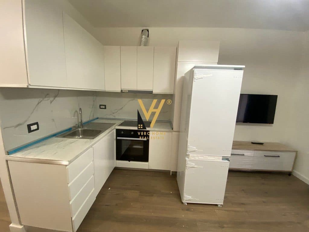 SHITET APARTAMENT 1+1+BLK TE KOMUNA E PARISIT 180.000 EURO 2