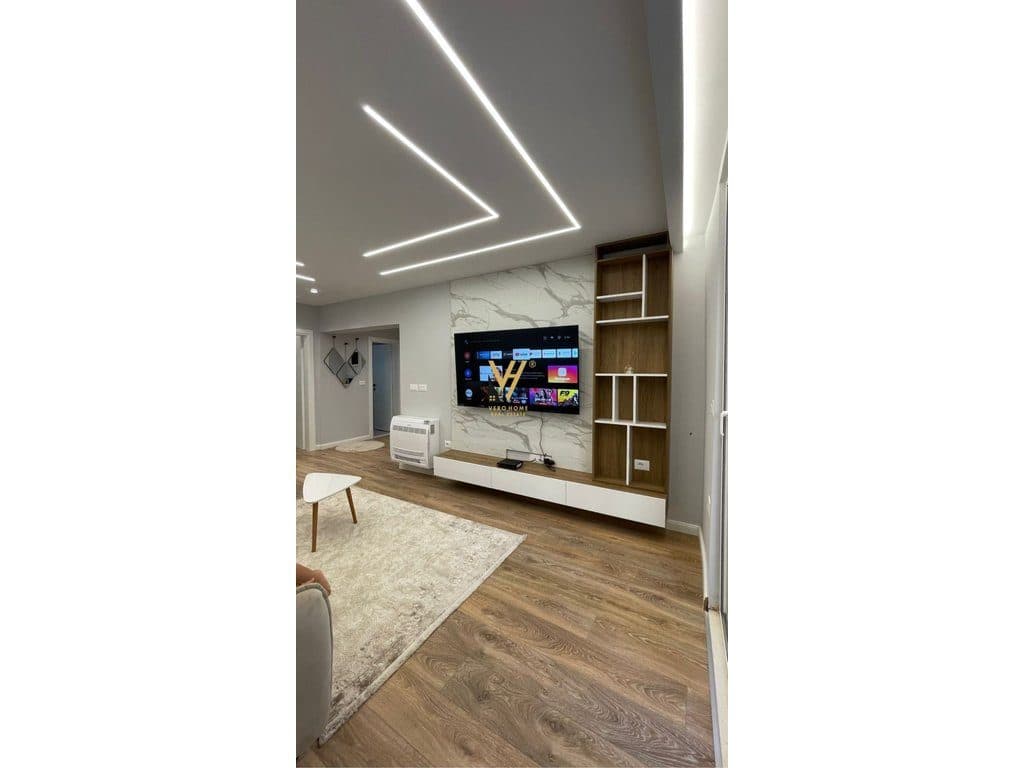 JEPET APARTAMENT 1+1+BLK ME QERA TE BLLOKU 80.000 LEKE 2