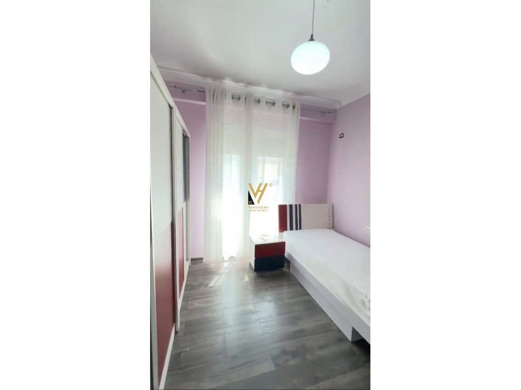 SHITET APARTAMENT 2+1+2+BLK TE KOPSHTI ZOOLOGJIK 258.000 EURO 4