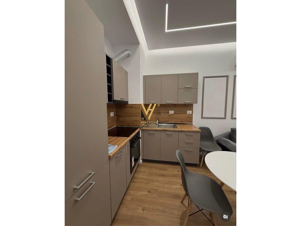 JEPET APARTAMENT 1+1+BLK ME QERA REZIDENCA KADIU ALI DEM 42.000 LEKE 3