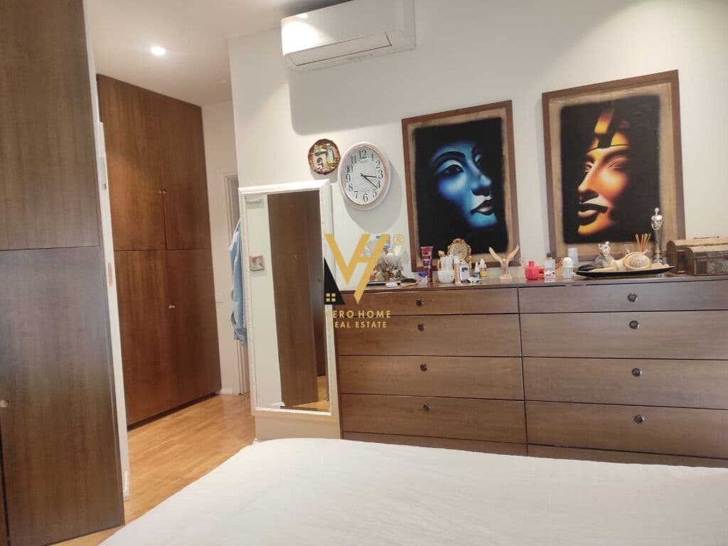 Jepet Apartament 2+1+2+ballkon me qera te Rruga e Barrikdave 108 m2 3
