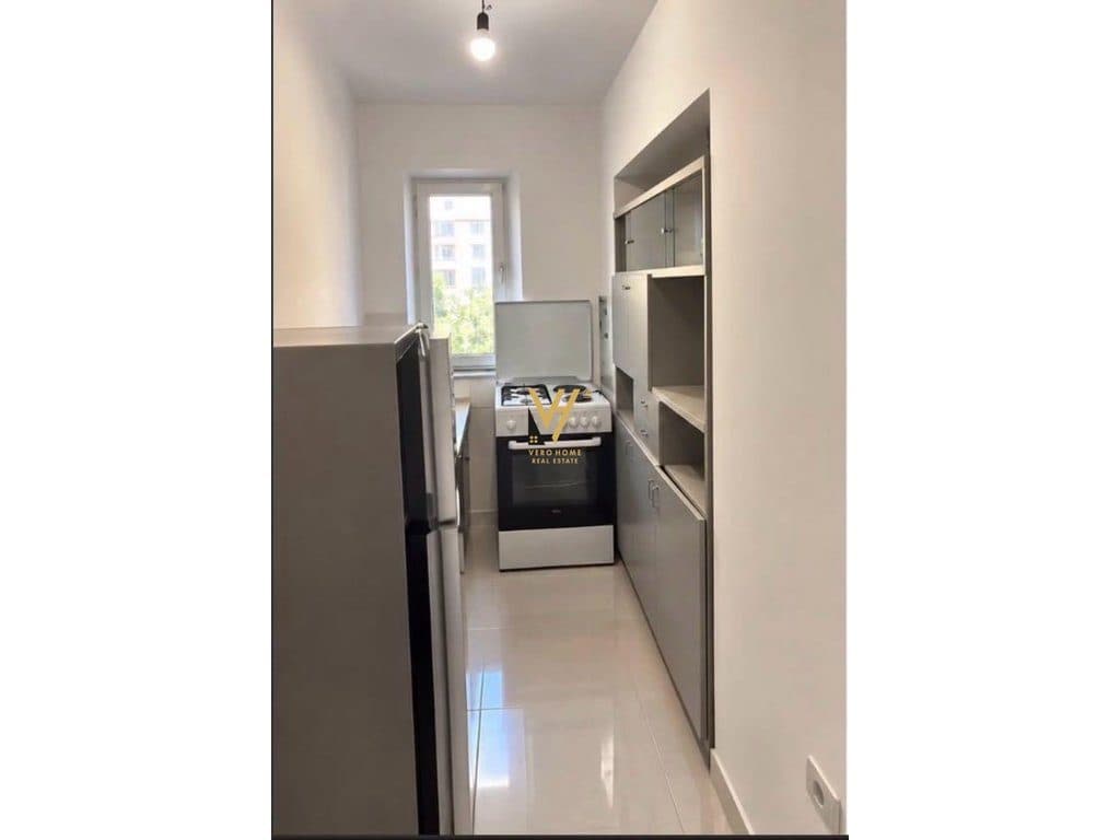 SHITET APARTAMENT 1+1+VERANDE NE FIER 5.400.000 LEKE 2