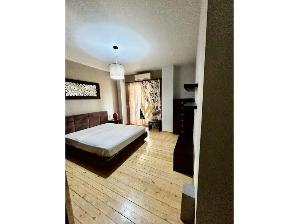 SHITET APARTAMENT 1+1+BLK TE KRISTAL CENTER 175.000 EURO 4