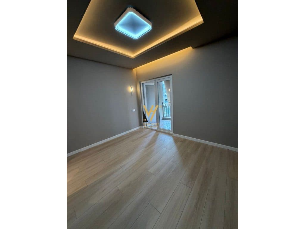 SHITET APARTAMENT 2+1+2 TE KOMUNA PARISIT 275.000 EURO 2