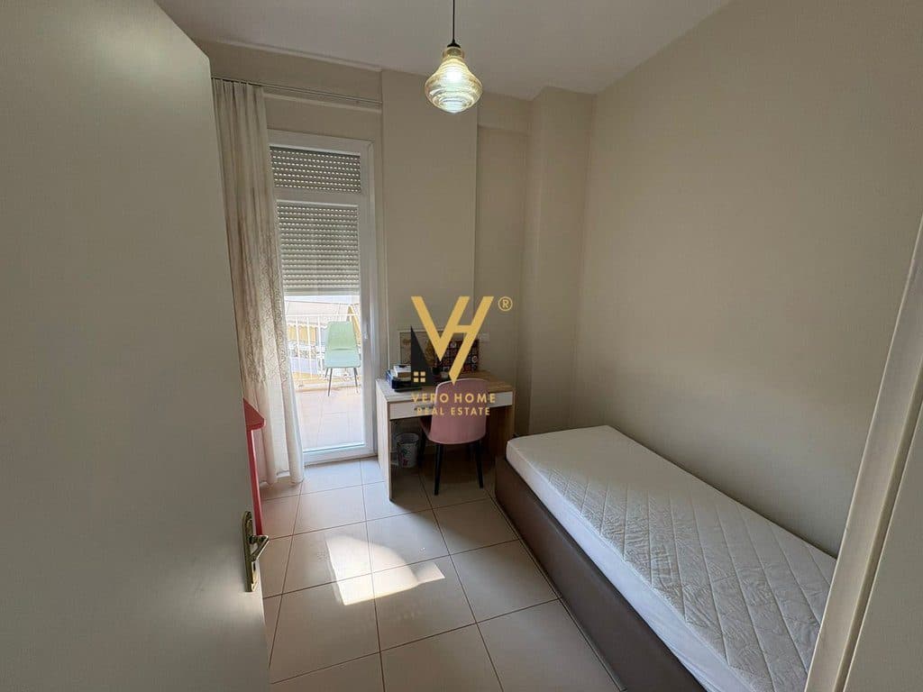 JEPET APARTAMENT 2+1+2+2BLK ME QERA TE KOPSHTI ZOOLOGJIK 850 EURO 4