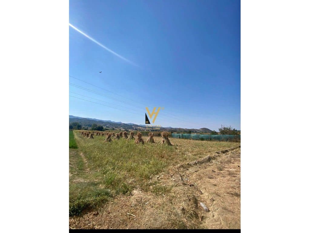 SHITET TOKE 6.500 M2 NE BALDUSHK 290.000 EURO
