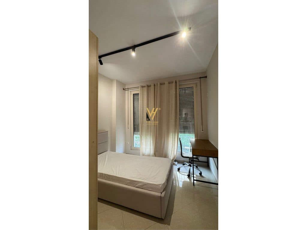 JEPET APARTAMENT 2+1+2 ME QERA TE RRUGA PETI 650 EURO 4