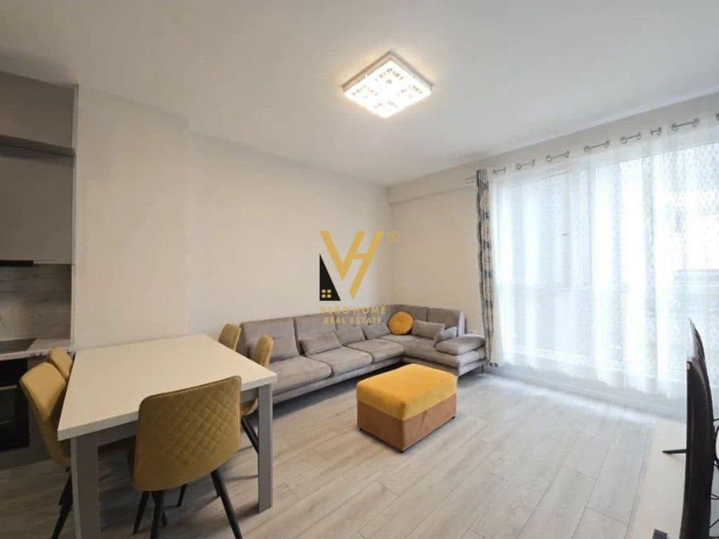 JEPET APARTAMENT 1+1+BLK ME QERA TE KOMUNA E PARISIT 730 EURO