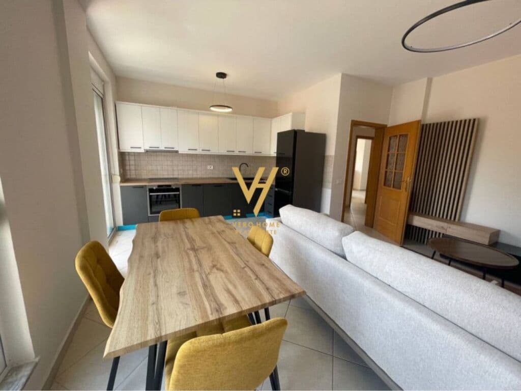Jepet Apartament 2+1+2+ballkon me qera te Rruga e Kavajes 110 m2 2
