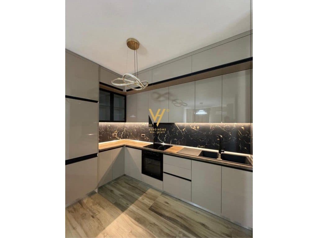 JEPET APARTAMENT 1+1+BLK ME QIRA TE RRUGA NDRE MJEDA 70.000 LEKE 2
