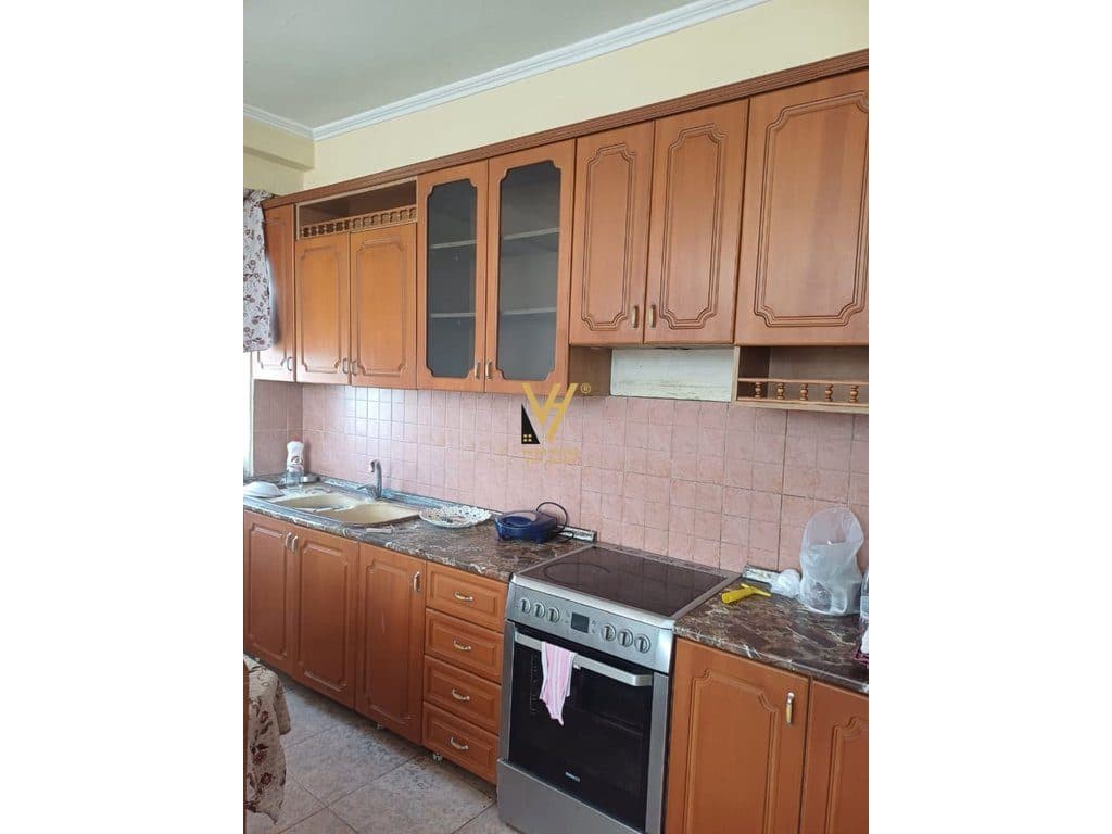 JEPET APARTAMENT 2+1+2+BLK ME QIRA TE 21 DHJETORI 60.000 LEKE