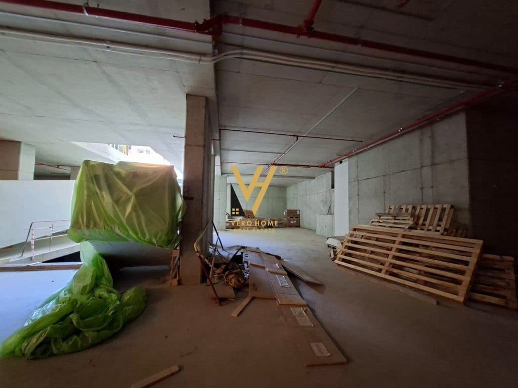 SHITET AMBIENT BIZNESI 1.100 M2 NE QENDER 3