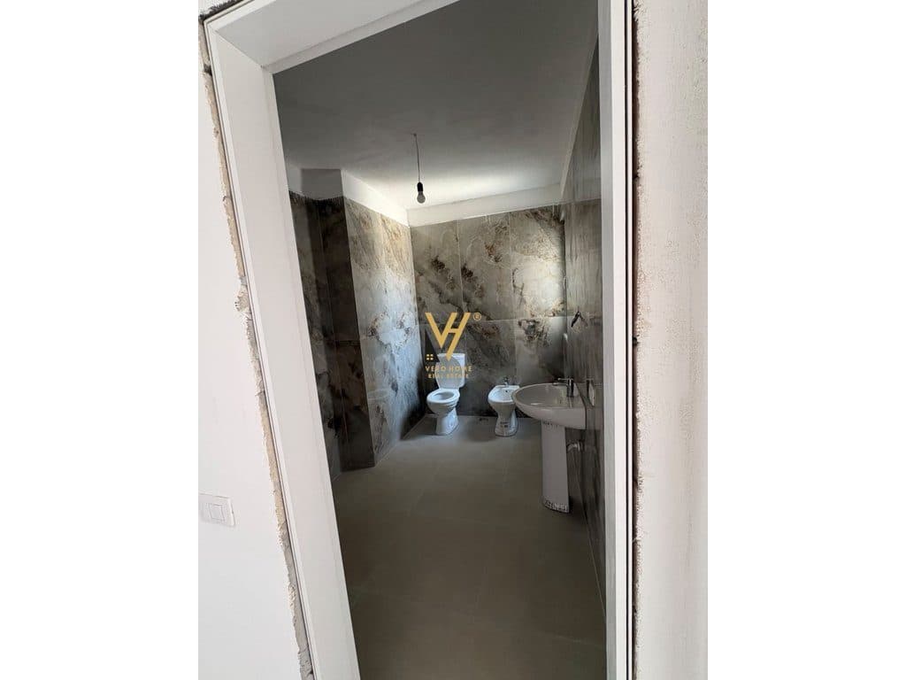 SHITET APARTAMENT 2+1+BLK NE KAVAJE 82.400 EURO 4