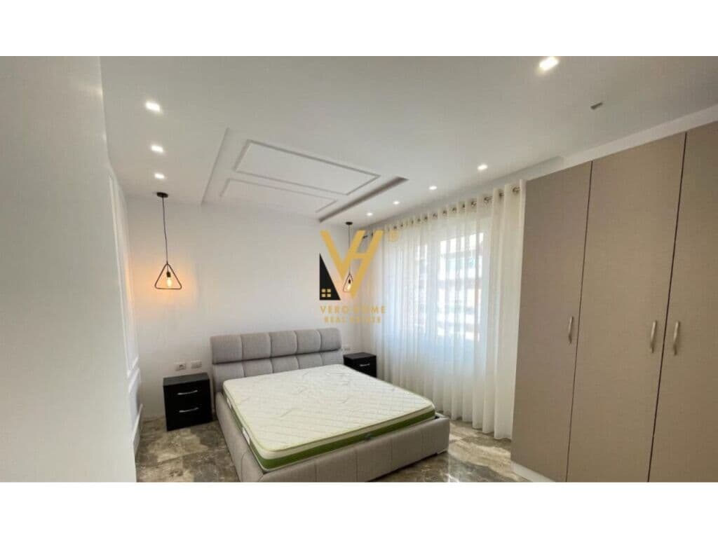 Jepet Apartament 1+1+ballkon me qera te Unaza e Re 80 m2 3