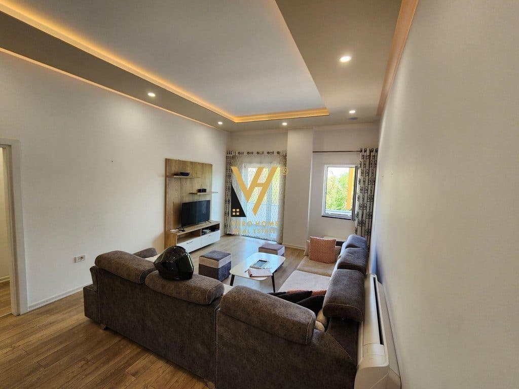 JEPET APARTAMENT 2+1+2 ME QIRA TE RRUGA PETI 850 EURO