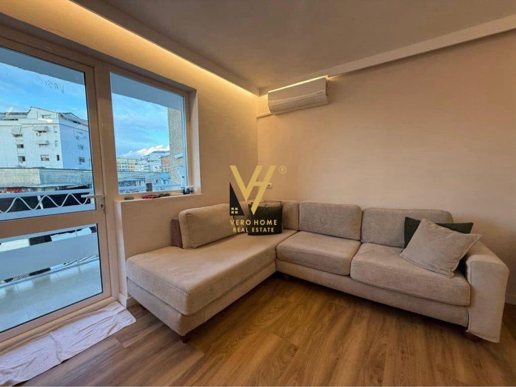 JEPET APARTAMENT 1+1+BLK ME QERA TE MINE PEZA 650 EURO