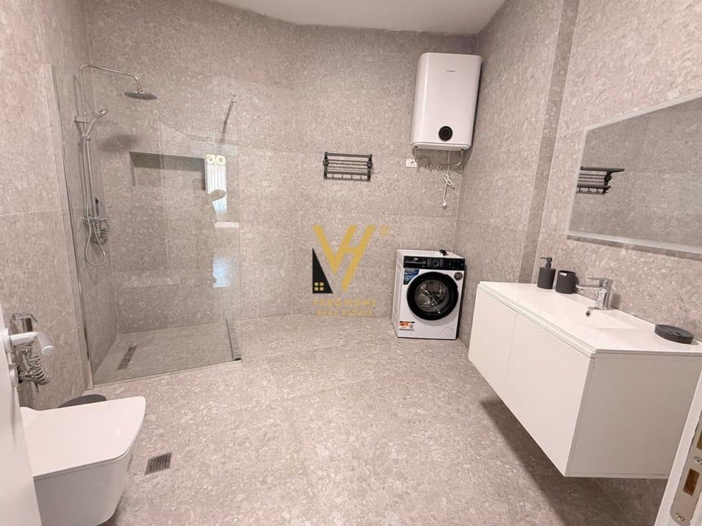 JEPET APARTAMENT 1+1+BLK ME QERA NE VASIL SHANTO 75.000 LEKE 4