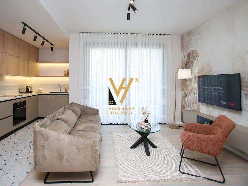 SHITET APARTAMENT 2+1+BLK NE LUNGOMARE, VLORE 330.000 EURO