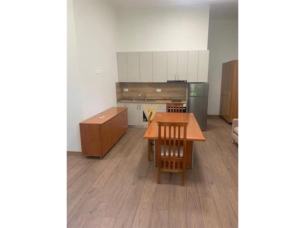 JEPET GARSIONERE ME QIRA TE SIRI KODRA 500 EURO 3