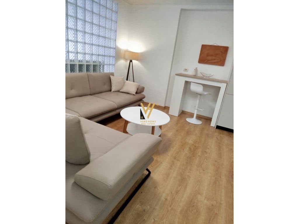 SHITET APARTAMENT 2+1+2+AMBIENT BIZNESI NE QESARAKE 270.000 EURO 2