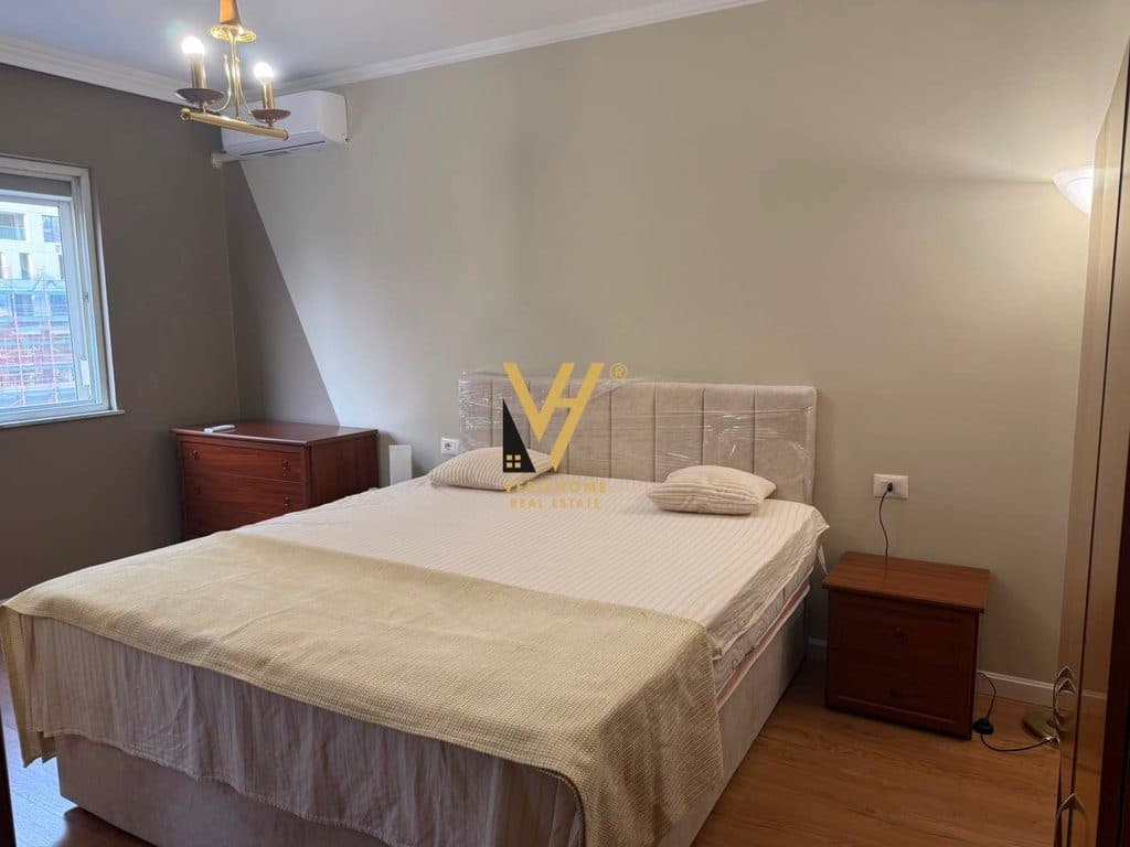 JEPET APARTAMENT 1+1+BLK ME QIRA TE KOMUNA E PARISIT 65.000 LEKE 3