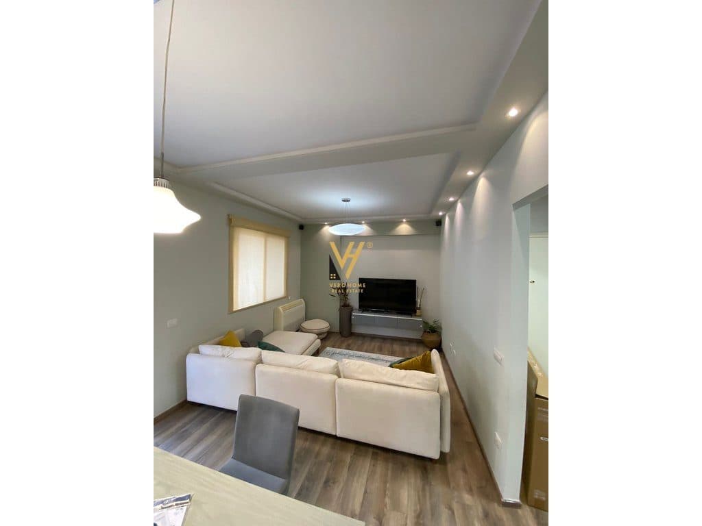 JEPET APARTAMENT 2+1+BLK ME QIRA TEK KOPSHTI BOTANIK 700 EURO