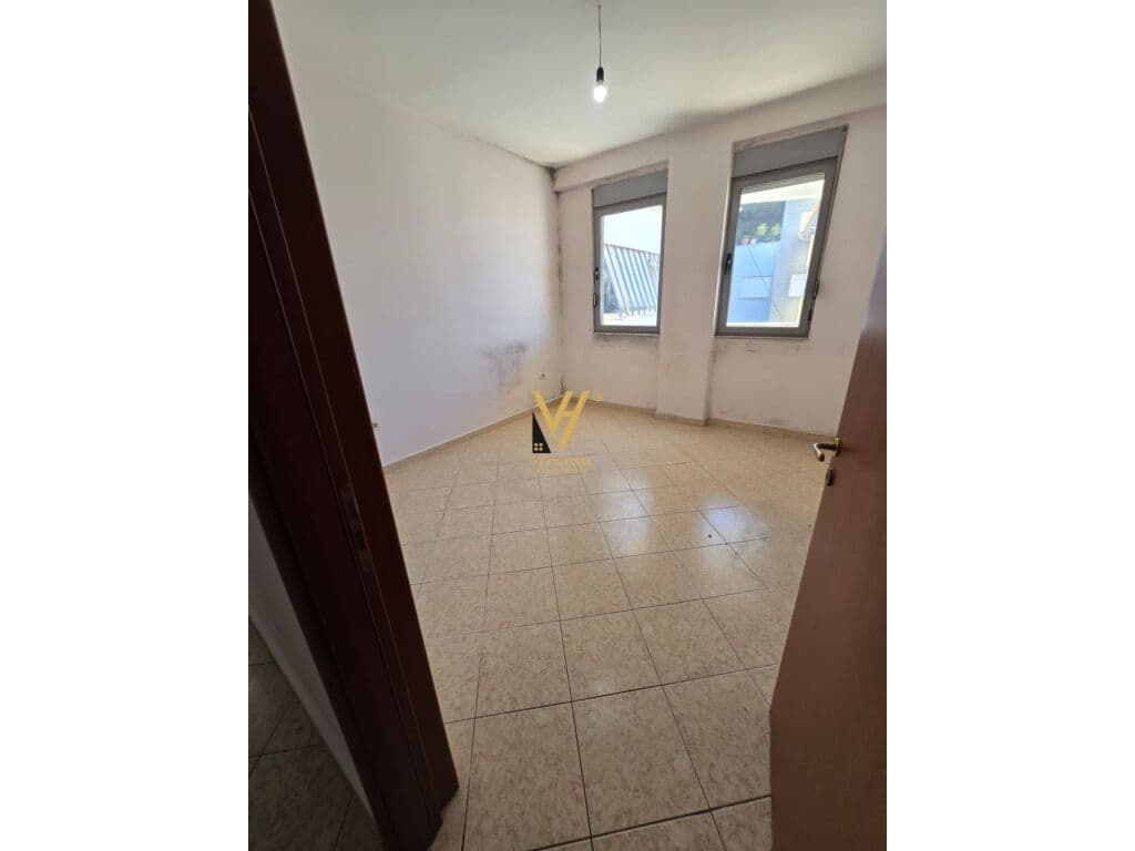 SHITET APARTAMENT 2+1+BLK ME QIRA TEK ISH PROFARMA 143.000 EURO 3