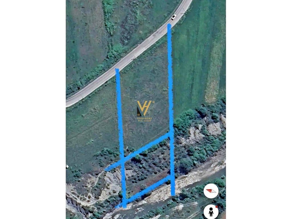 SHITET TOKE 4.000 M2 NE VISHNJE 320.000 EURO