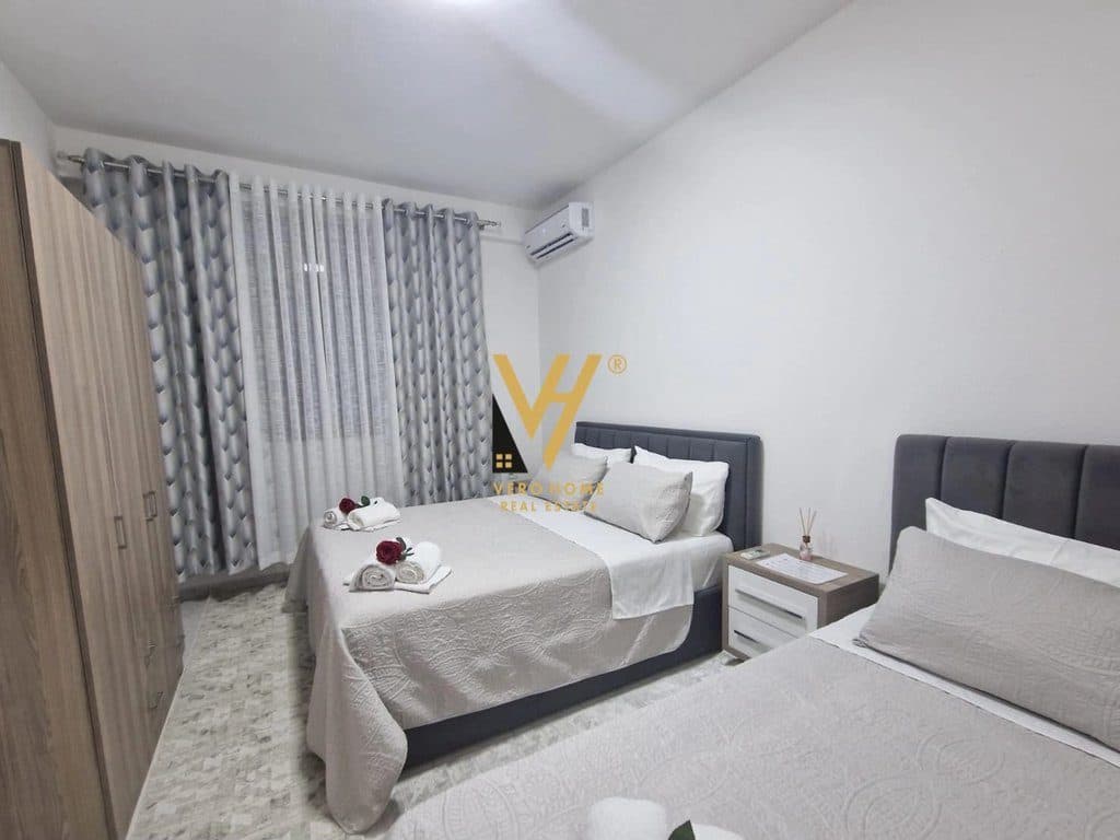 JEPET APARTAMENT 1+1+OBORR ME QERA NE VASIL SHANTO 70.000 LEKE 3